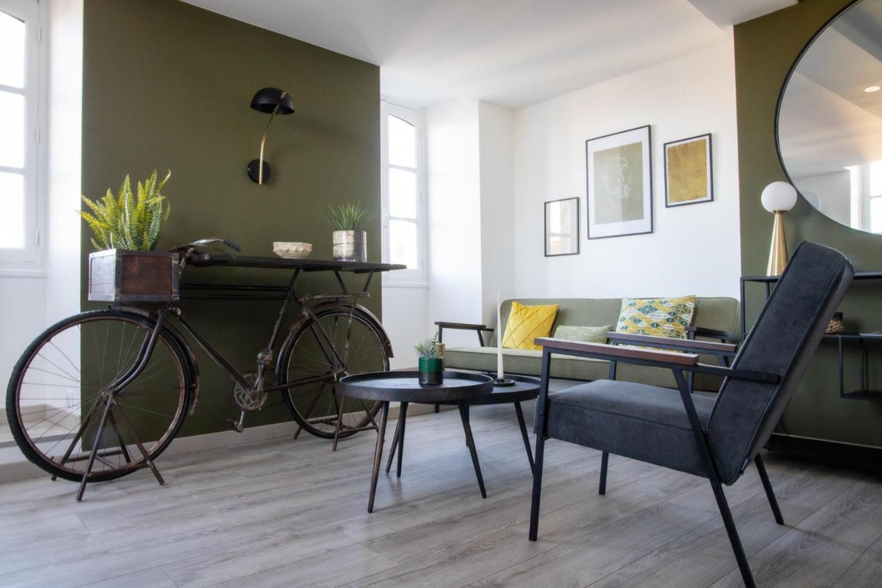 Saint-georges, Splendide T3 Centre Historique De Appartement *